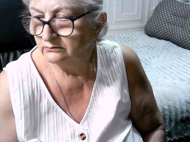 LolkaAlyss webcam