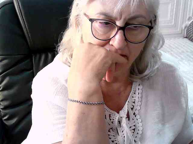LolkaAlyss webcam