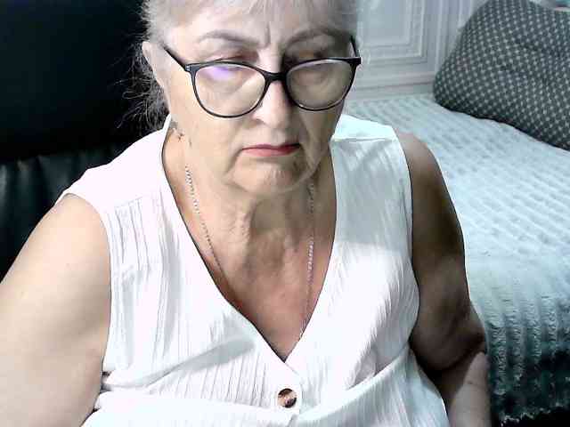 LolkaAlyss webcam
