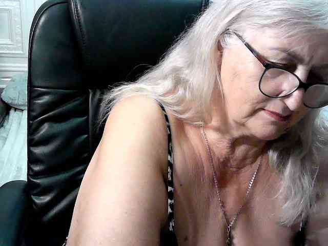 LolkaAlyss webcam