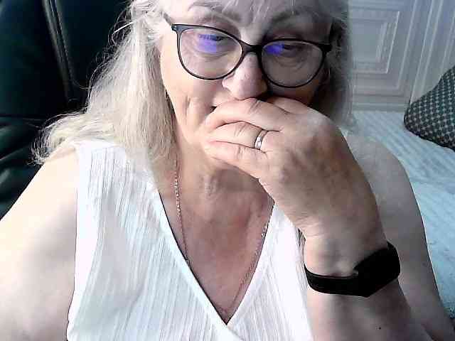 LolkaAlyss webcam