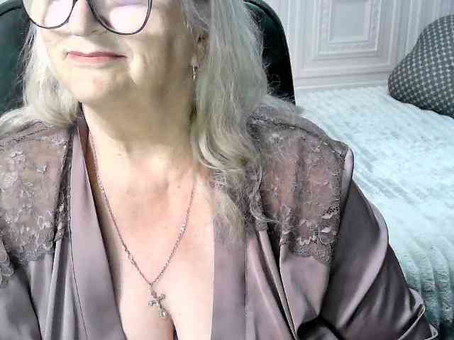 LolkaAlyss webcam