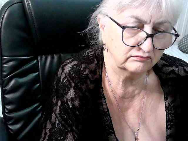 LolkaAlyss webcam