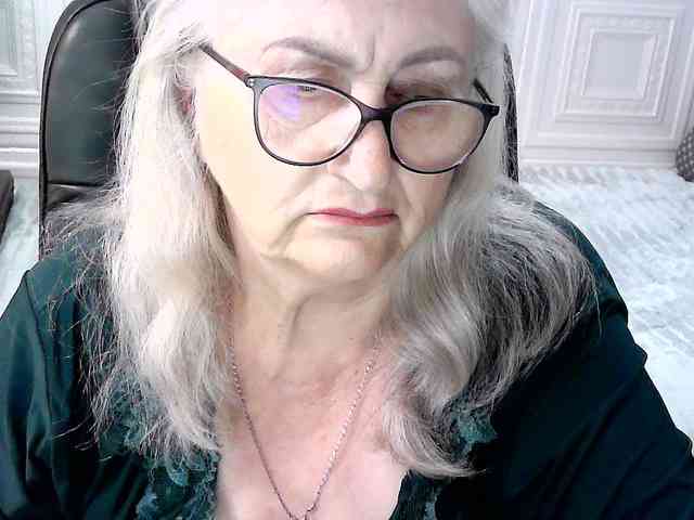 LolkaAlyss webcam