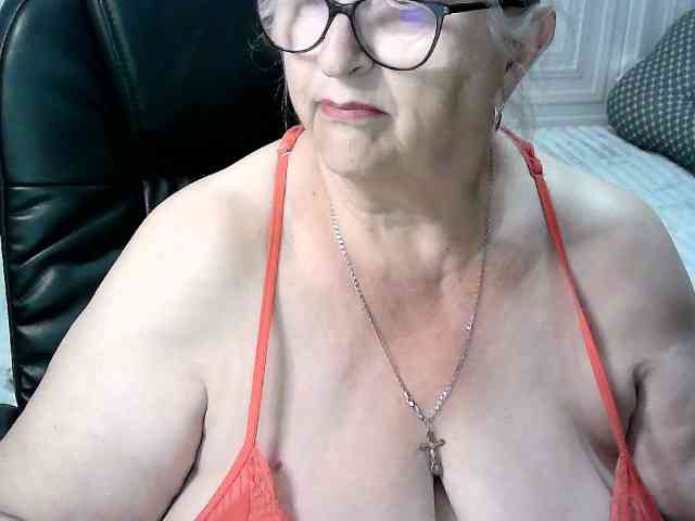 LolkaAlyss webcam