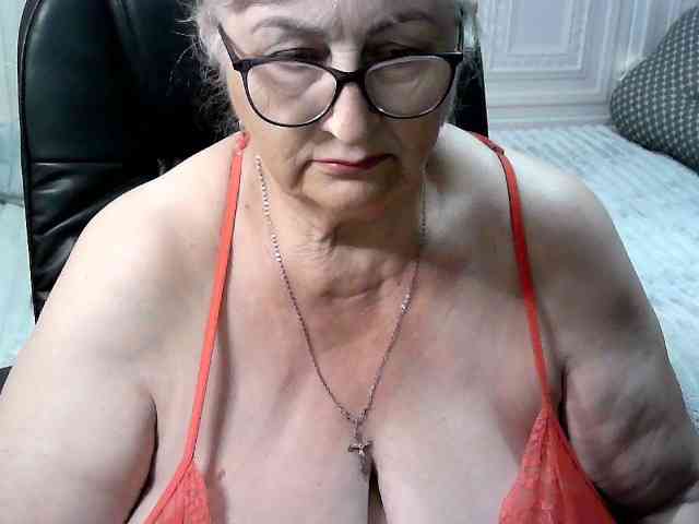 LolkaAlyss webcam