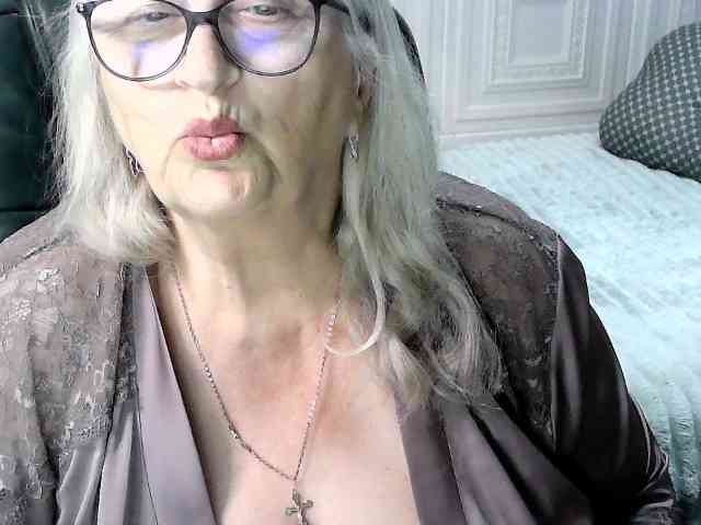 LolkaAlyss webcam
