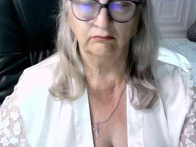 LolkaAlyss webcam