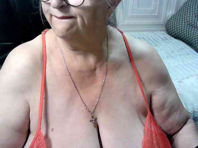 LolkaAlyss webcam