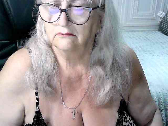 LolkaAlyss webcam