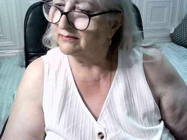 LolkaAlyss webcam