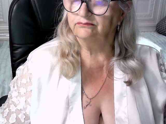 LolkaAlyss webcam