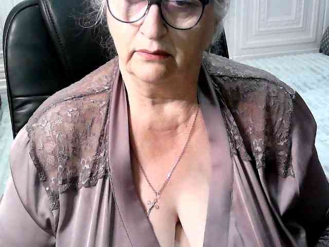 LolkaAlyss webcam