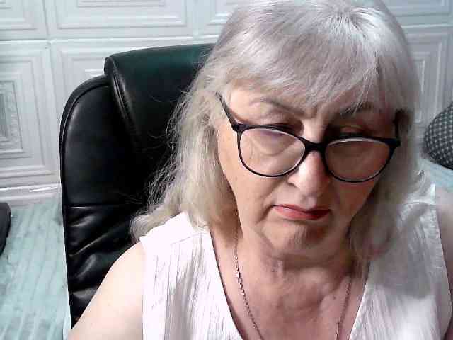 LolkaAlyss webcam