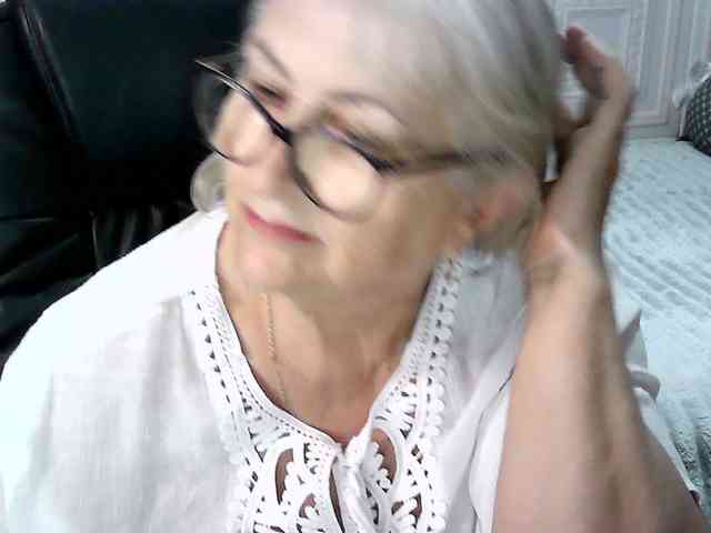 LolkaAlyss webcam