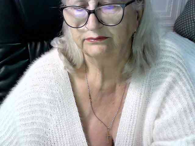 LolkaAlyss webcam