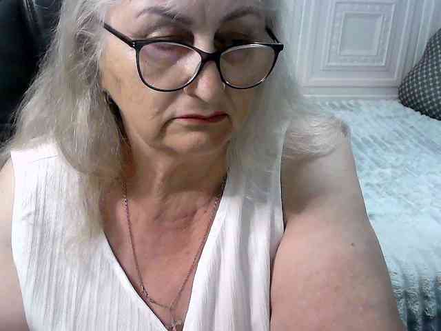 LolkaAlyss webcam