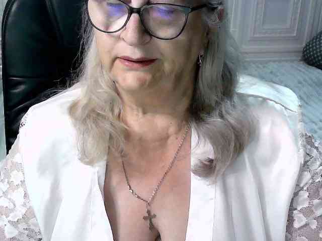 LolkaAlyss webcam