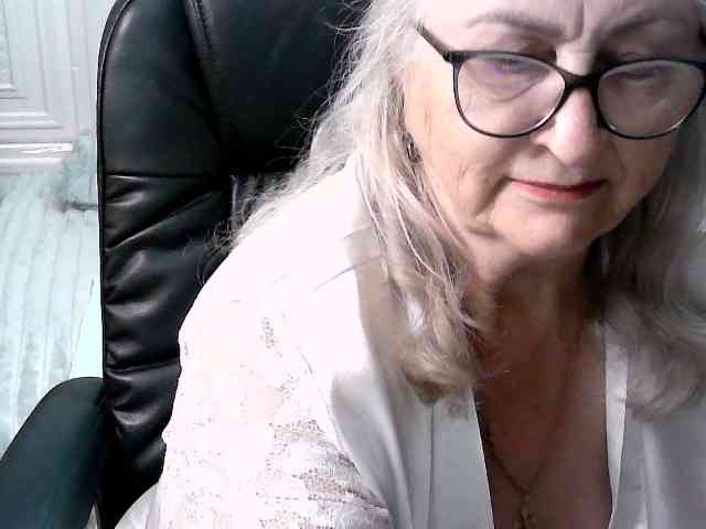 LolkaAlyss webcam