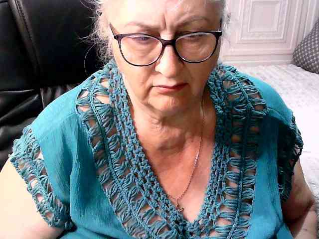 LolkaAlyss webcam