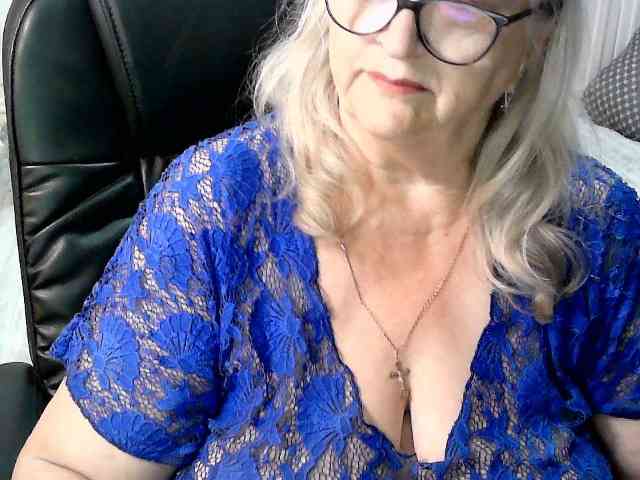 LolkaAlyss webcam