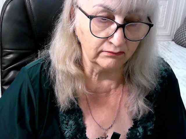 LolkaAlyss webcam