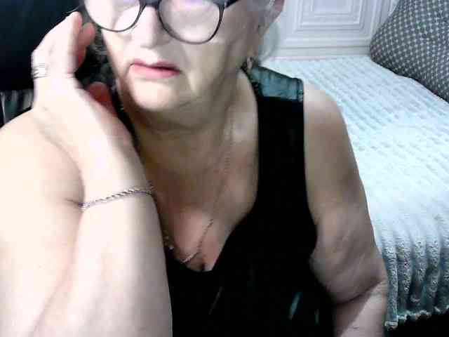 LolkaAlyss webcam