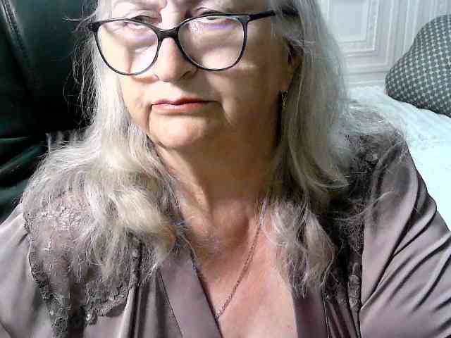 LolkaAlyss webcam