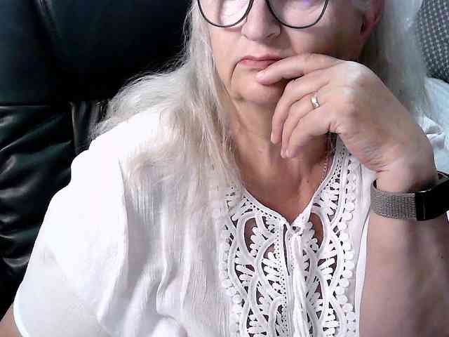 LolkaAlyss webcam