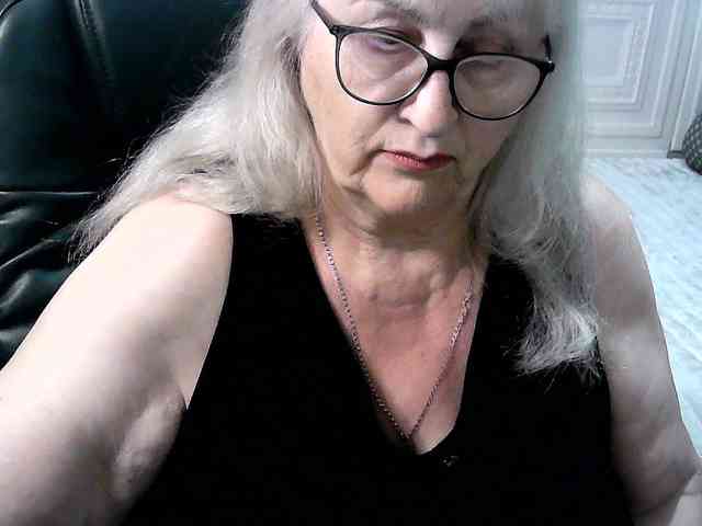 LolkaAlyss webcam