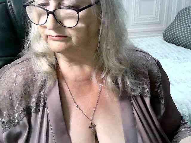 LolkaAlyss webcam