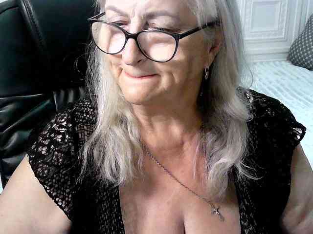 LolkaAlyss webcam