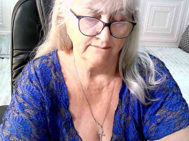 LolkaAlyss webcam