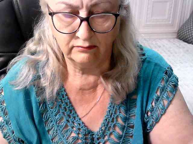 LolkaAlyss webcam