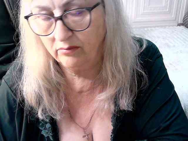 LolkaAlyss webcam