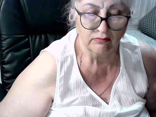 LolkaAlyss webcam