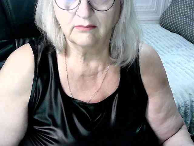 LolkaAlyss webcam