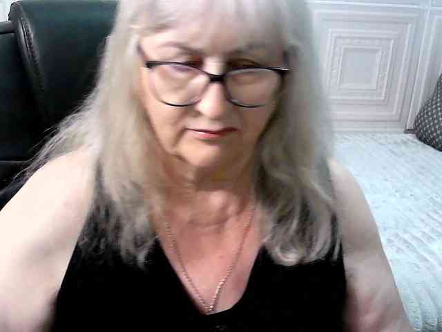 LolkaAlyss webcam