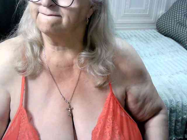 LolkaAlyss webcam