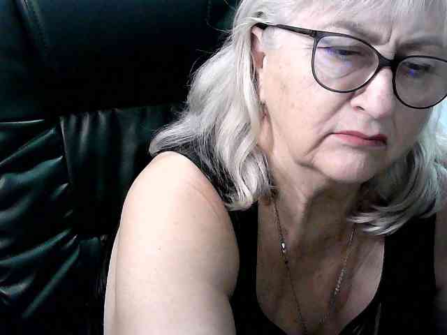 LolkaAlyss webcam