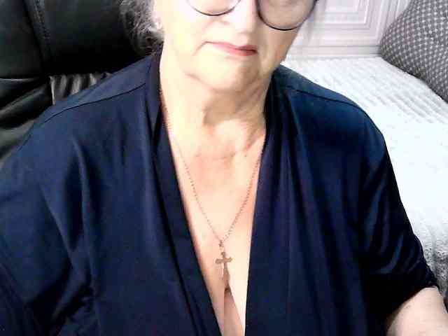 LolkaAlyss webcam