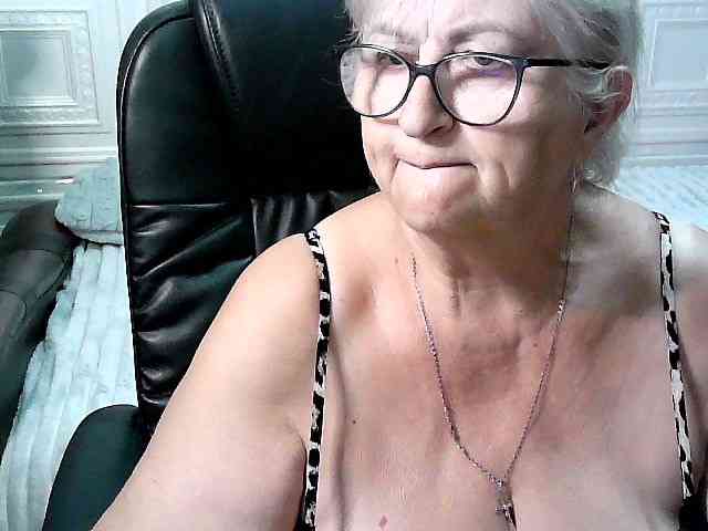 LolkaAlyss webcam