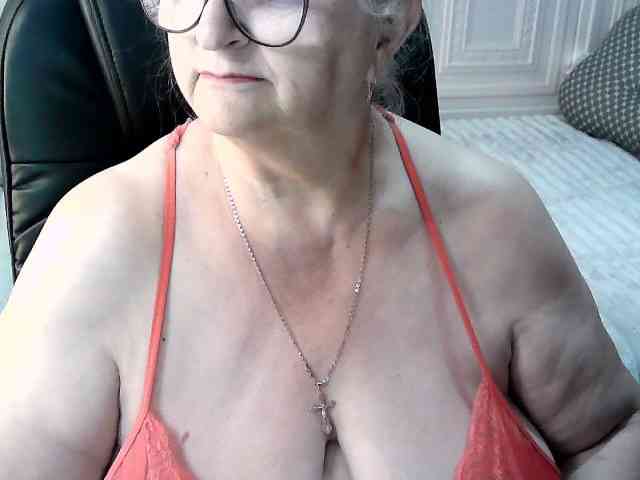 LolkaAlyss webcam