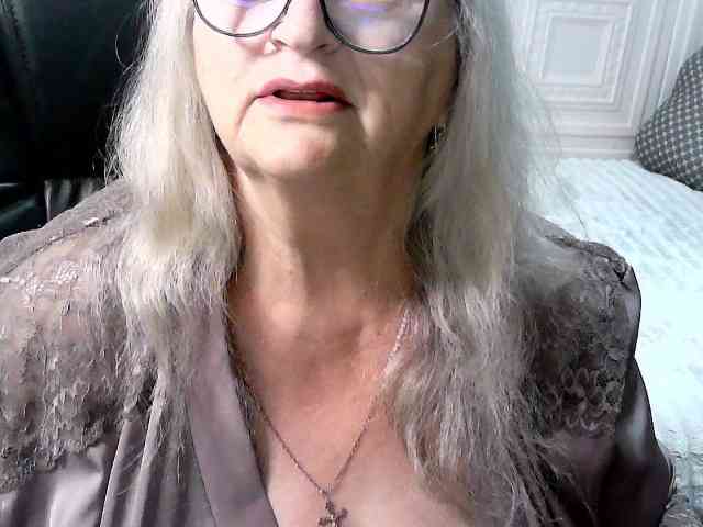 LolkaAlyss webcam