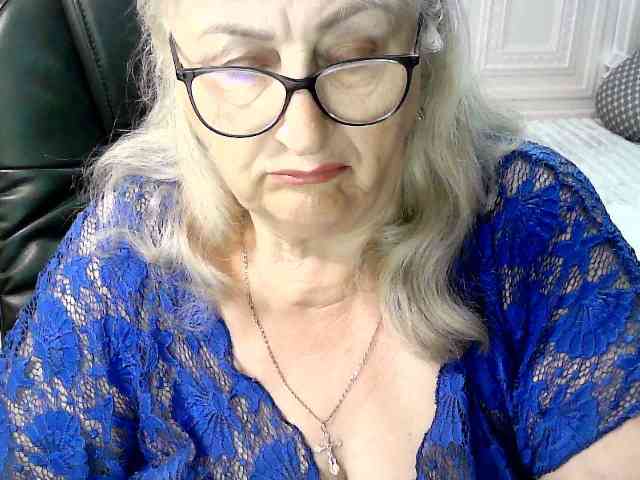 LolkaAlyss webcam