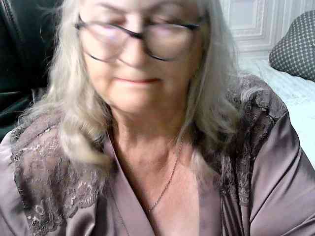 LolkaAlyss webcam