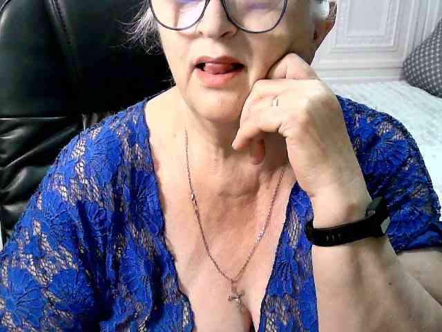 LolkaAlyss webcam
