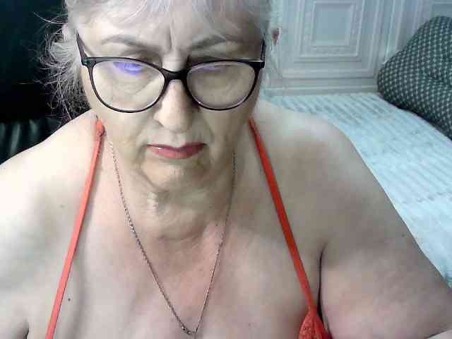 LolkaAlyss webcam