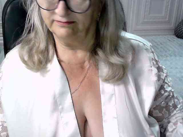 LolkaAlyss webcam