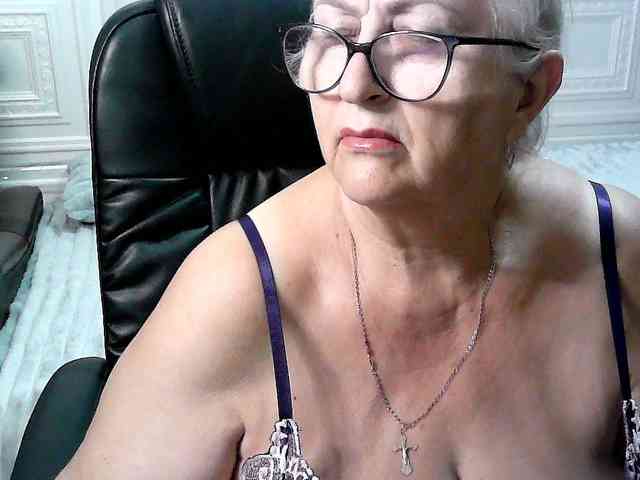 LolkaAlyss webcam